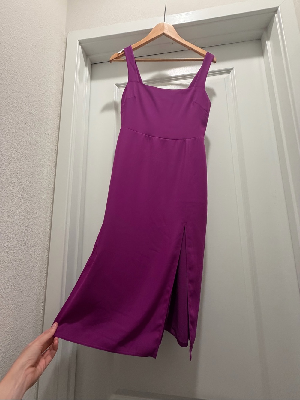 Aritzia Fitted Midi Dress in Bold Fuchsia with Side Slit